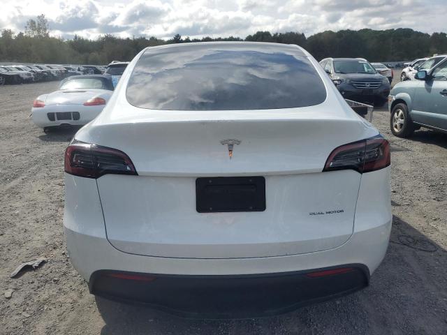 Photo 5 VIN: 7SAYGAEE3PF612040 - TESLA MODEL Y 