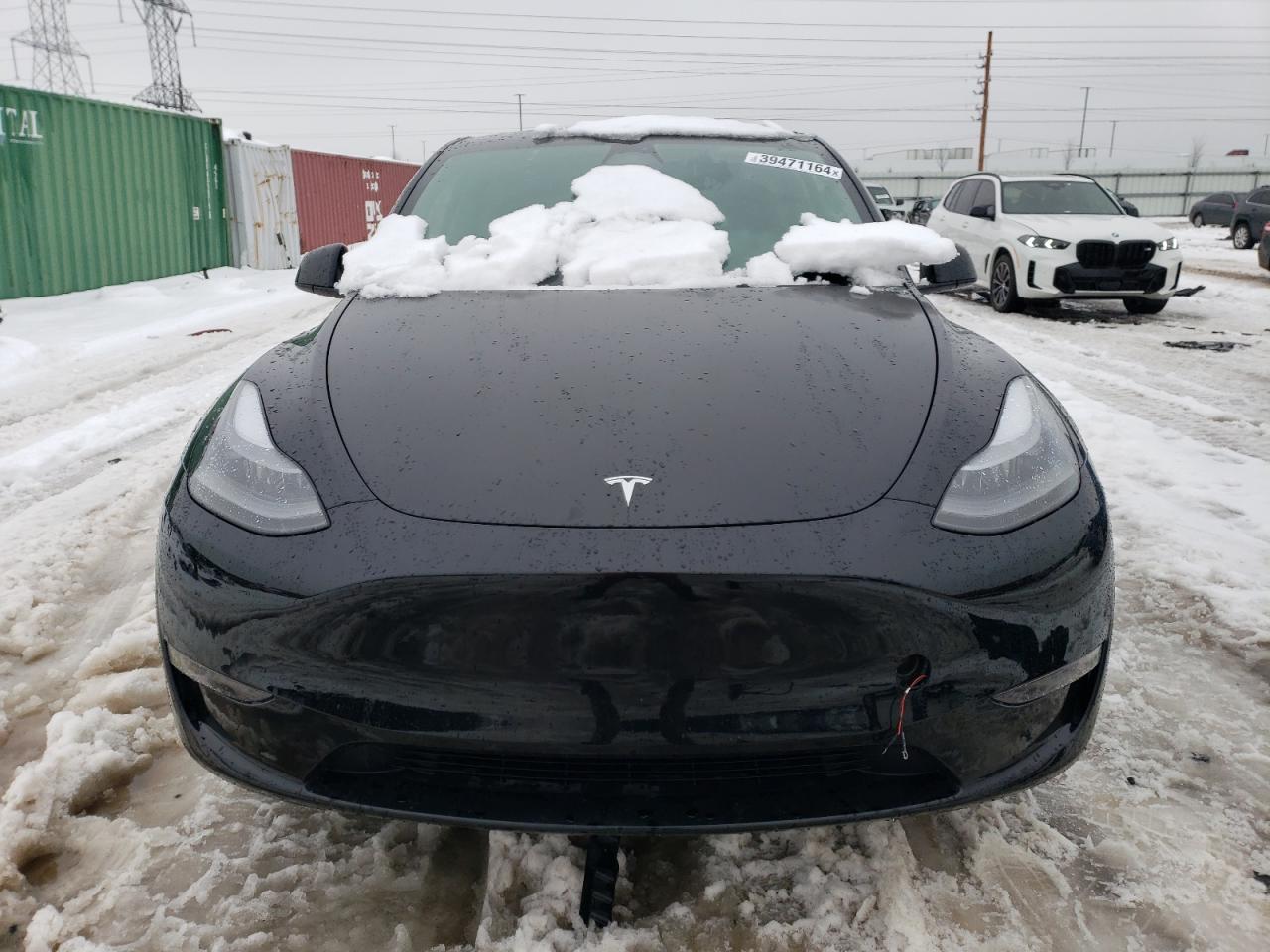 Photo 4 VIN: 7SAYGAEE3PF668673 - TESLA MODEL Y 