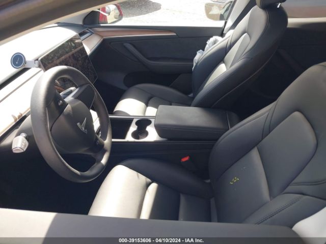 Photo 4 VIN: 7SAYGAEE3PF698644 - TESLA MODEL Y 