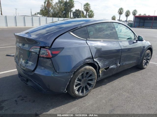 Photo 3 VIN: 7SAYGAEE3PF741833 - TESLA MODEL Y 