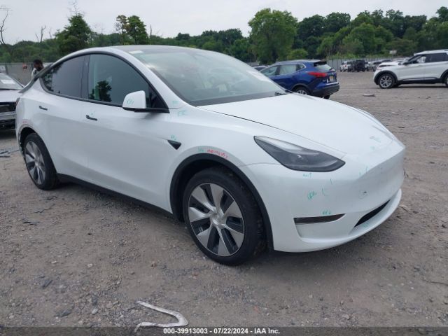 Photo 0 VIN: 7SAYGAEE3PF755635 - TESLA MODEL Y 