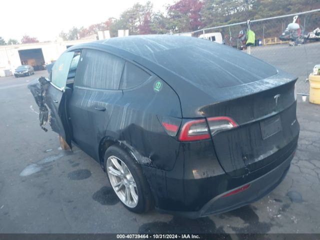 Photo 2 VIN: 7SAYGAEE3PF925072 - TESLA MODEL Y 