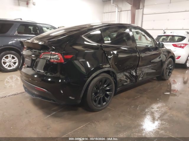 Photo 3 VIN: 7SAYGAEE3PF941286 - TESLA MODEL Y 