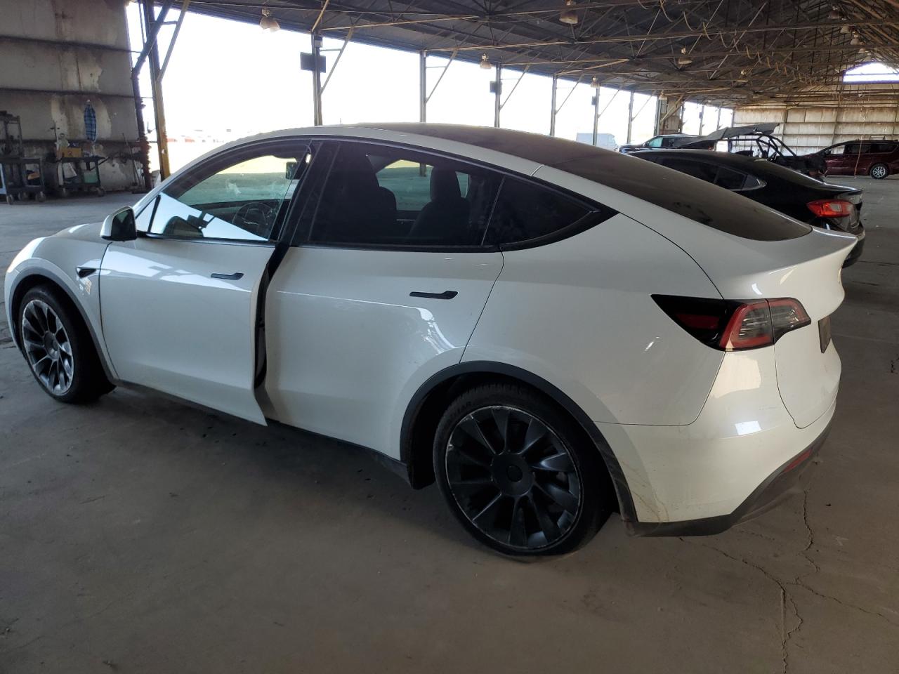 Photo 1 VIN: 7SAYGAEE3RF035920 - TESLA MODEL Y 