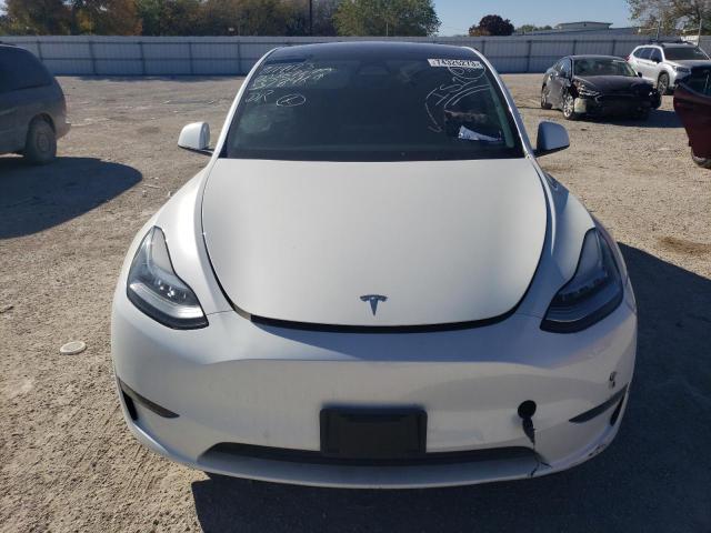 Photo 4 VIN: 7SAYGAEE4NF378469 - TESLA MODEL Y 