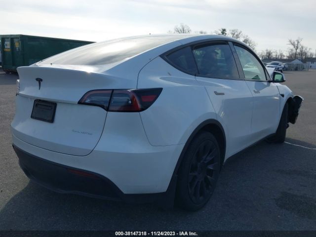 Photo 3 VIN: 7SAYGAEE4PF630563 - TESLA MODEL Y 