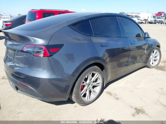 Photo 3 VIN: 7SAYGAEE4PF661490 - TESLA MODEL Y 