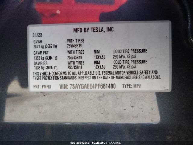 Photo 8 VIN: 7SAYGAEE4PF661490 - TESLA MODEL Y 