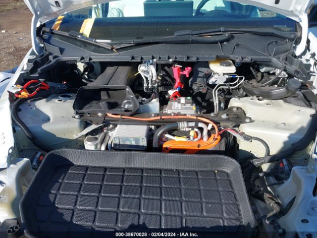 Photo 9 VIN: 7SAYGAEE4PF689841 - TESLA MODEL Y 