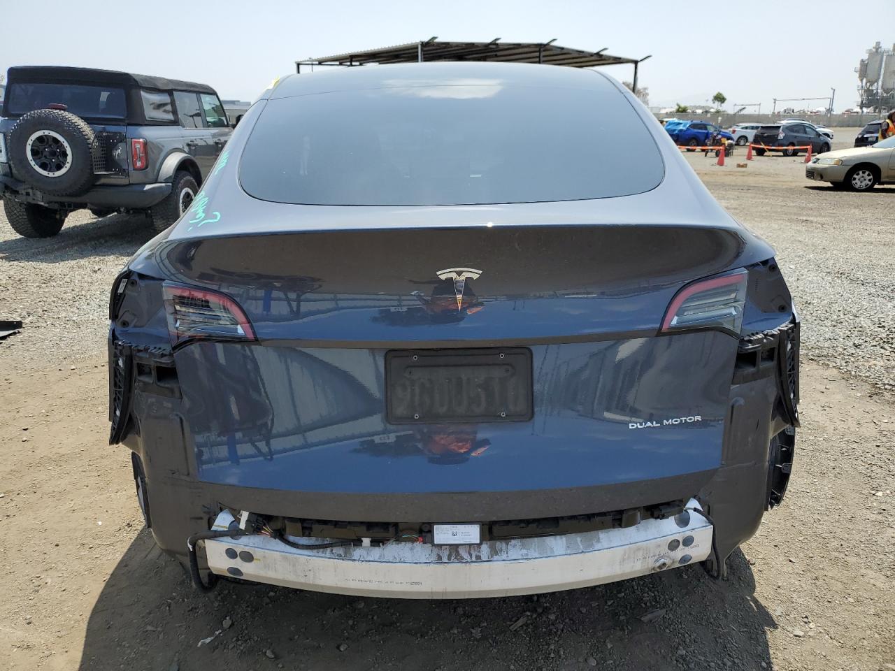 Photo 5 VIN: 7SAYGAEE4PF765364 - TESLA MODEL Y 