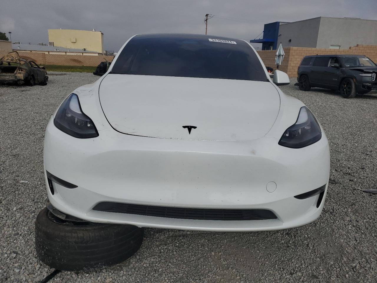 Photo 4 VIN: 7SAYGAEE4PF780379 - TESLA MODEL Y 