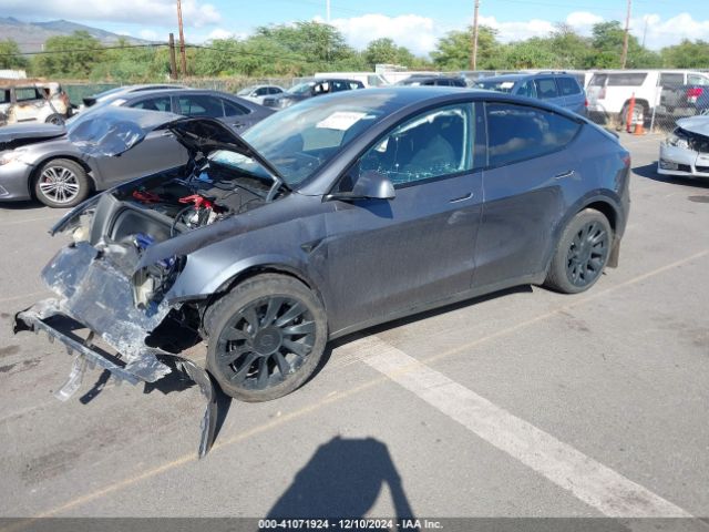 Photo 1 VIN: 7SAYGAEE4PF945847 - TESLA MODEL Y 