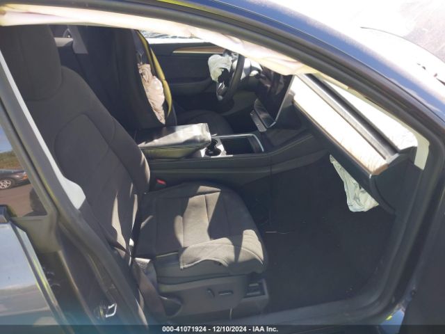 Photo 4 VIN: 7SAYGAEE4PF945847 - TESLA MODEL Y 