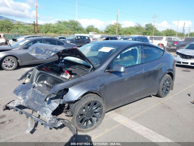 Photo 5 VIN: 7SAYGAEE4PF945847 - TESLA MODEL Y 