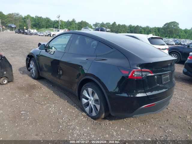 Photo 2 VIN: 7SAYGAEE4RF006104 - TESLA MODEL Y 