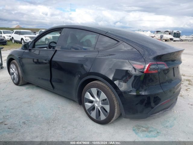 Photo 2 VIN: 7SAYGAEE4RF037143 - TESLA MODEL Y 