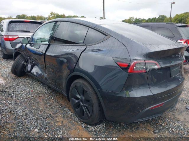 Photo 2 VIN: 7SAYGAEE4RF157380 - TESLA MODEL Y 