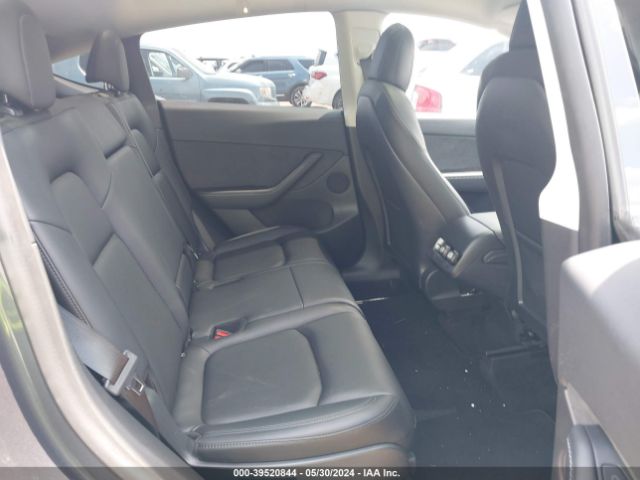 Photo 7 VIN: 7SAYGAEE5NF413892 - TESLA MODEL Y 