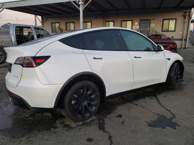 Photo 2 VIN: 7SAYGAEE5NF524538 - TESLA MODEL Y 