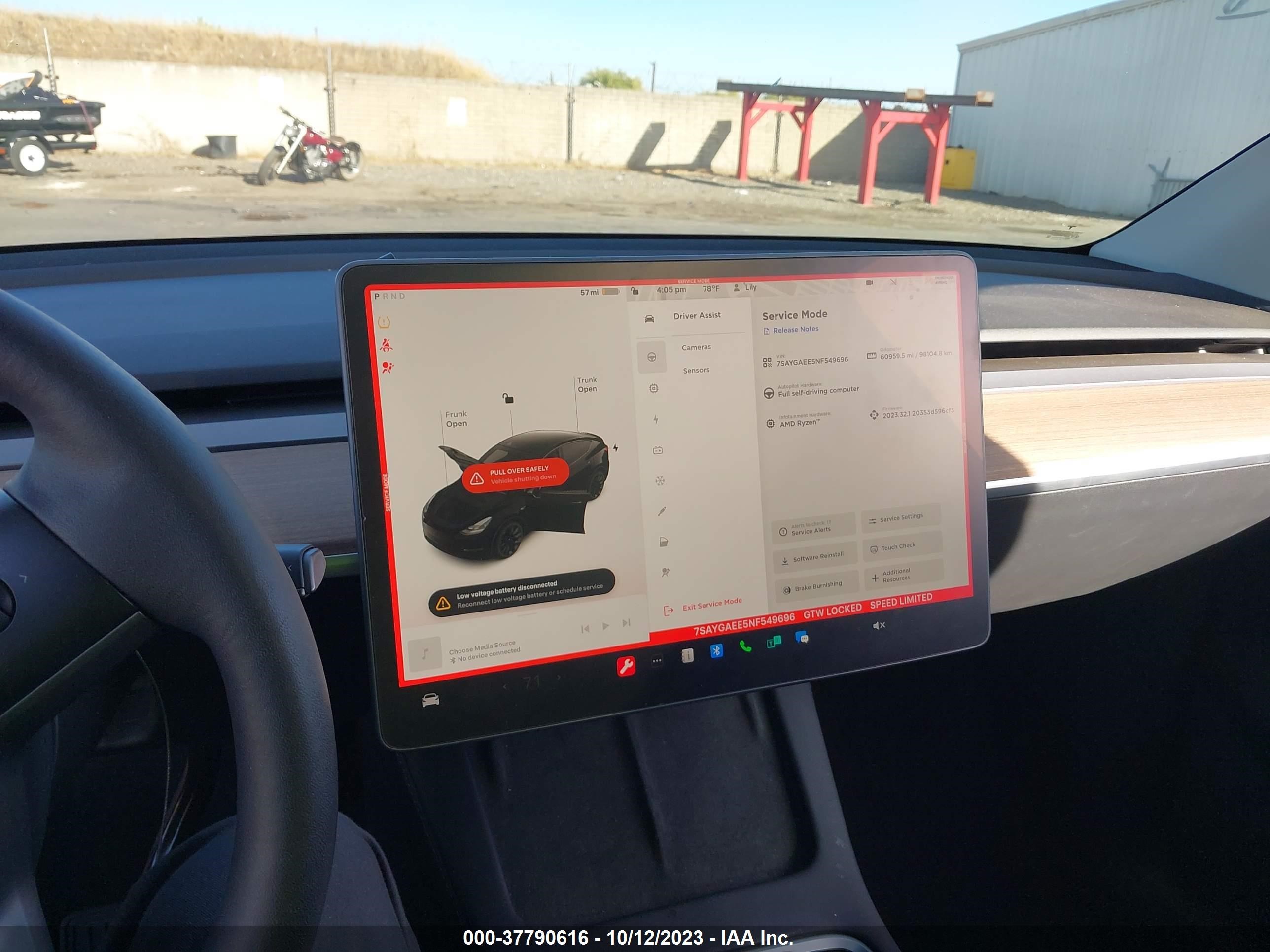 Photo 16 VIN: 7SAYGAEE5NF549696 - TESLA MODEL Y 