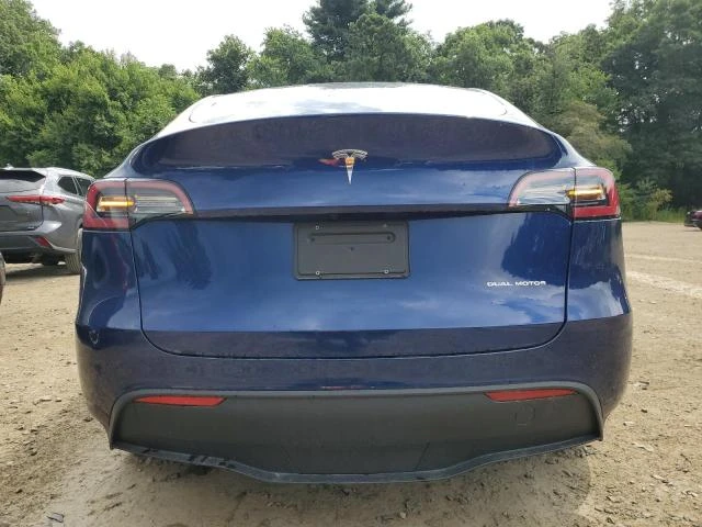 Photo 5 VIN: 7SAYGAEE5PF695051 - TESLA MODEL Y 