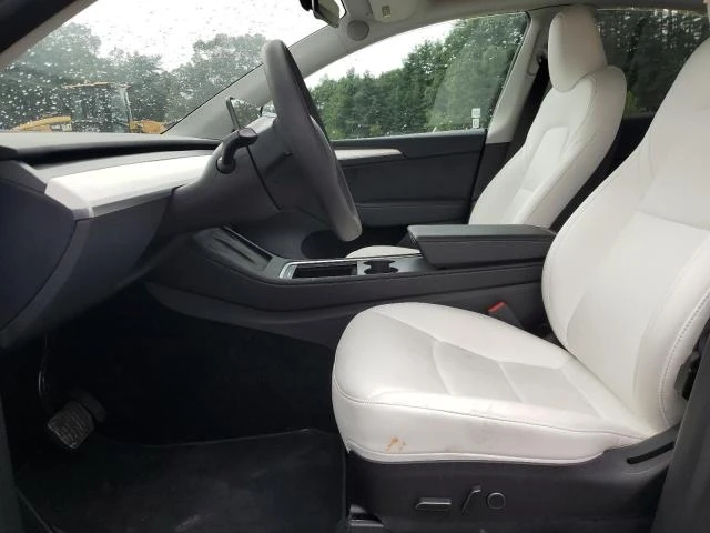 Photo 6 VIN: 7SAYGAEE5PF695051 - TESLA MODEL Y 