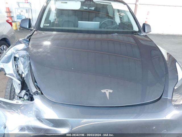 Photo 9 VIN: 7SAYGAEE5PF742031 - TESLA MODEL Y 