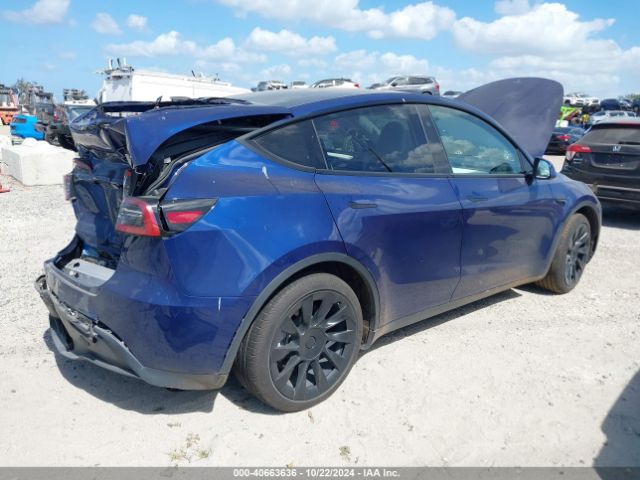 Photo 3 VIN: 7SAYGAEE5PF826303 - TESLA MODEL Y 