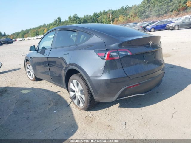 Photo 2 VIN: 7SAYGAEE5RF077814 - TESLA MODEL Y 