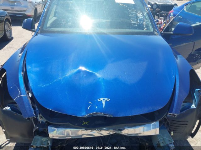 Photo 9 VIN: 7SAYGAEE6NF365531 - TESLA MODEL Y 