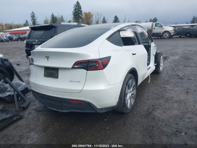 Photo 3 VIN: 7SAYGAEE6NF404442 - TESLA MODEL Y 