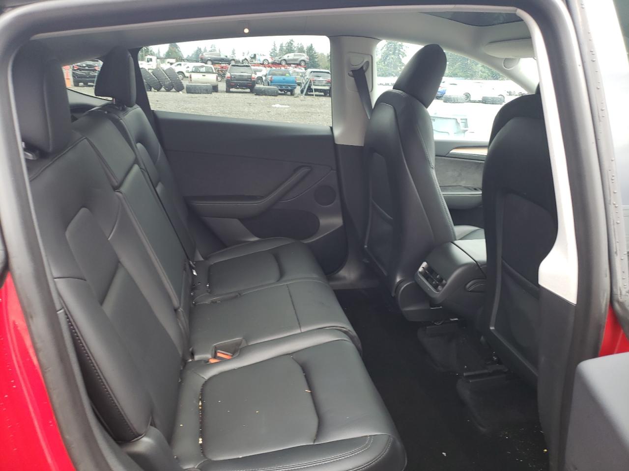 Photo 10 VIN: 7SAYGAEE6PF639779 - TESLA MODEL Y 