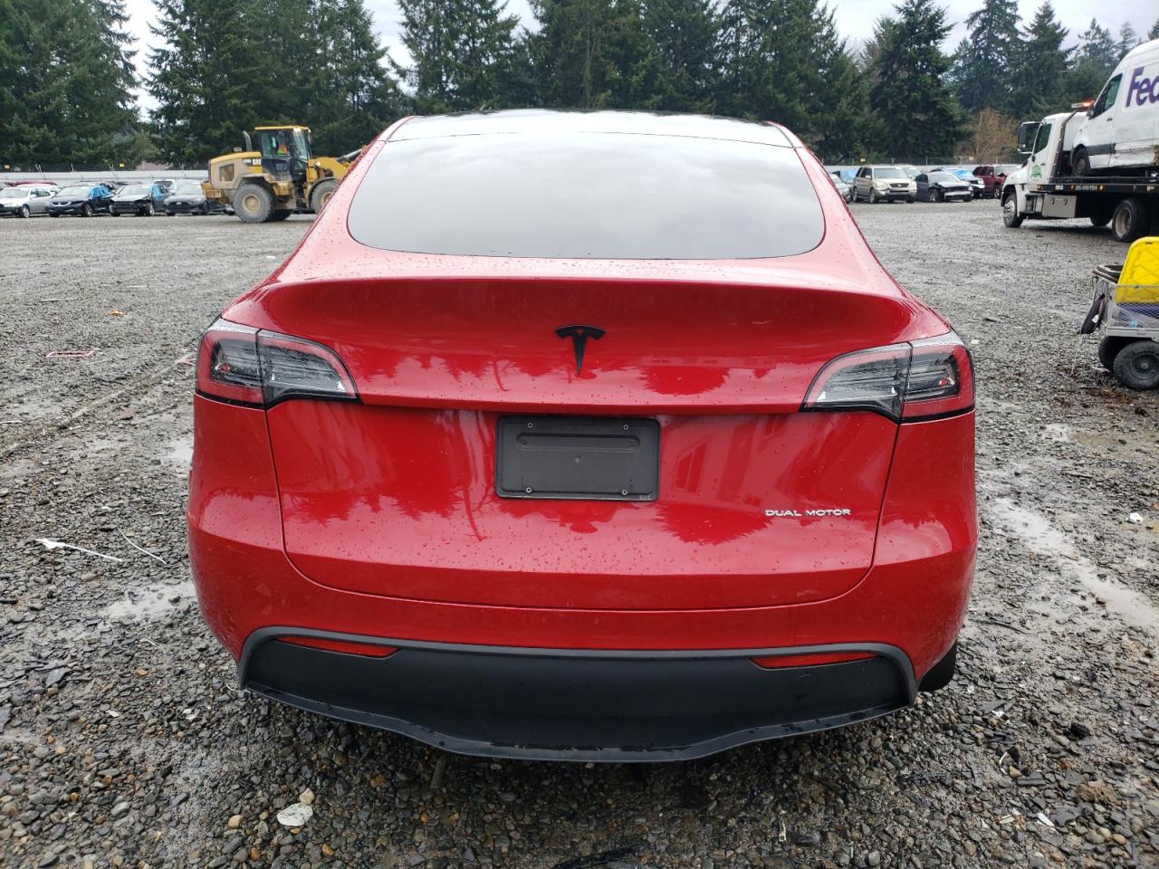 Photo 5 VIN: 7SAYGAEE6PF639779 - TESLA MODEL Y 