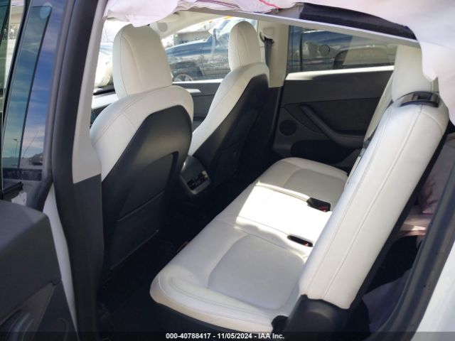 Photo 7 VIN: 7SAYGAEE6PF662625 - TESLA MODEL Y 