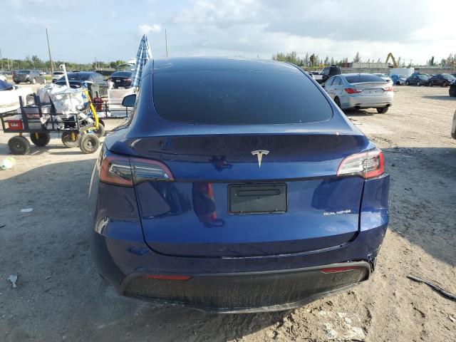 Photo 5 VIN: 7SAYGAEE6PF747240 - TESLA MODEL Y 