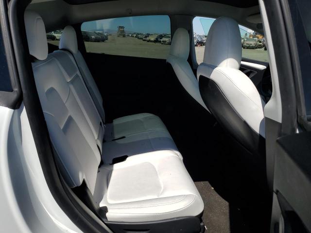 Photo 9 VIN: 7SAYGAEE6PF777113 - TESLA MODEL Y 