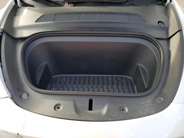 Photo 11 VIN: 7SAYGAEE6PF827170 - TESLA MODEL Y 