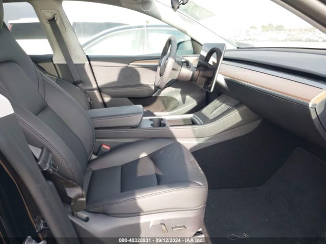 Photo 4 VIN: 7SAYGAEE6RF150348 - TESLA MODEL Y 