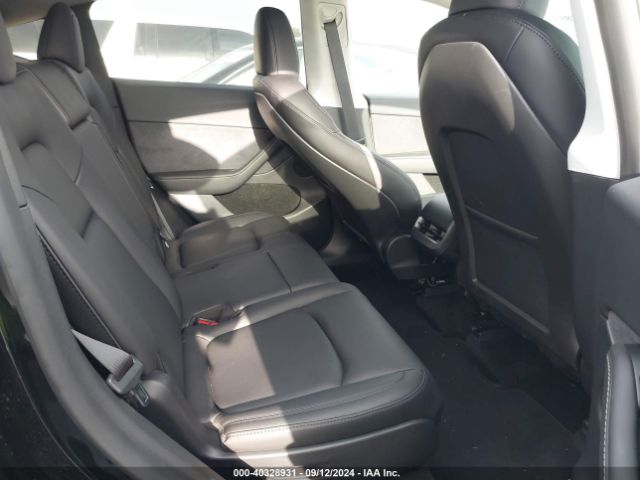 Photo 7 VIN: 7SAYGAEE6RF150348 - TESLA MODEL Y 