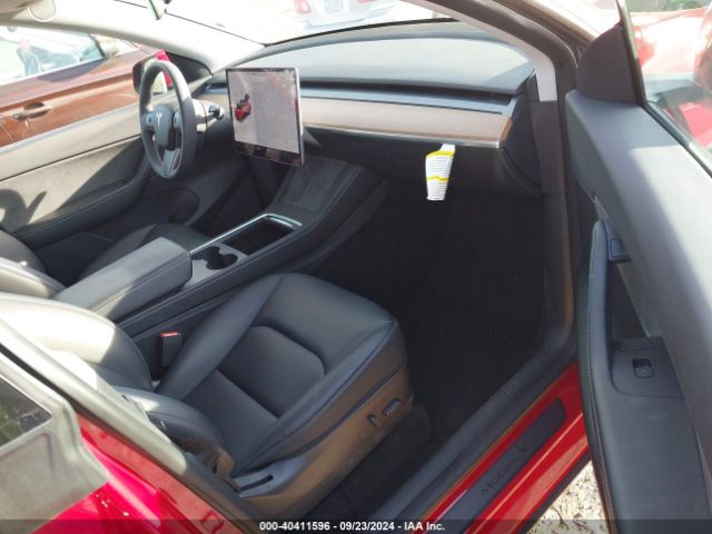 Photo 4 VIN: 7SAYGAEE7NF345515 - TESLA MODEL Y 