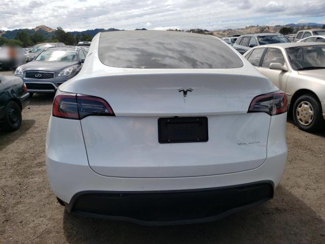 Photo 5 VIN: 7SAYGAEE7NF570596 - TESLA MODEL Y 