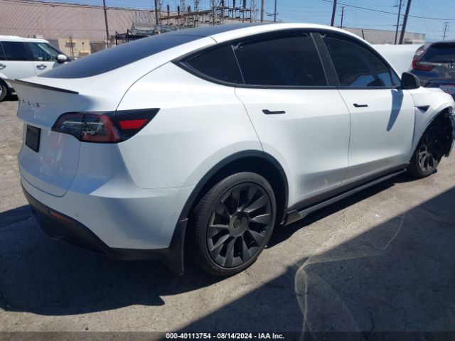 Photo 3 VIN: 7SAYGAEE7PF591208 - TESLA MODEL Y 