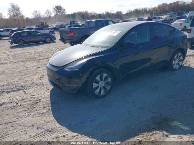 Photo 1 VIN: 7SAYGAEE7PF613000 - TESLA MODEL Y 