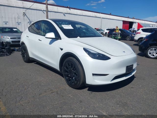 Photo 0 VIN: 7SAYGAEE7PF694886 - TESLA MODEL Y 