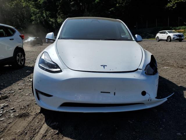 Photo 4 VIN: 7SAYGAEE7PF802052 - TESLA MODEL Y 