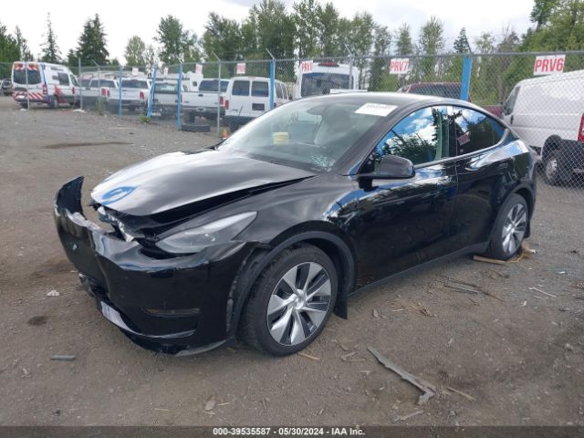 Photo 1 VIN: 7SAYGAEE7PF842082 - TESLA MODEL Y 