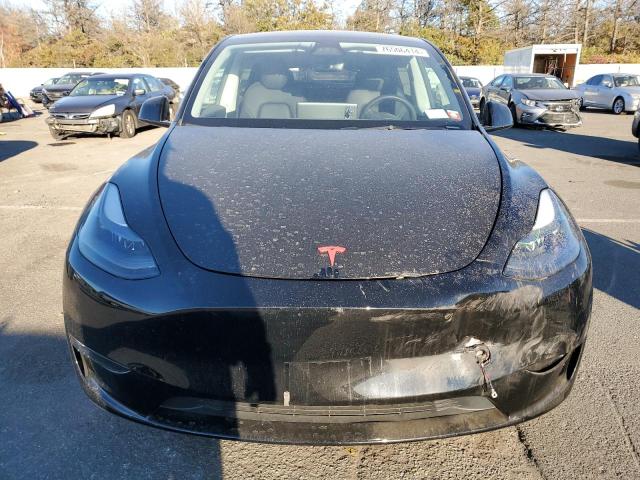 Photo 4 VIN: 7SAYGAEE7PF896899 - TESLA MODEL Y 