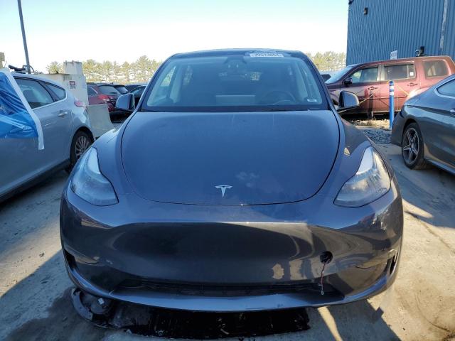 Photo 4 VIN: 7SAYGAEE7PF950170 - TESLA MODEL Y 