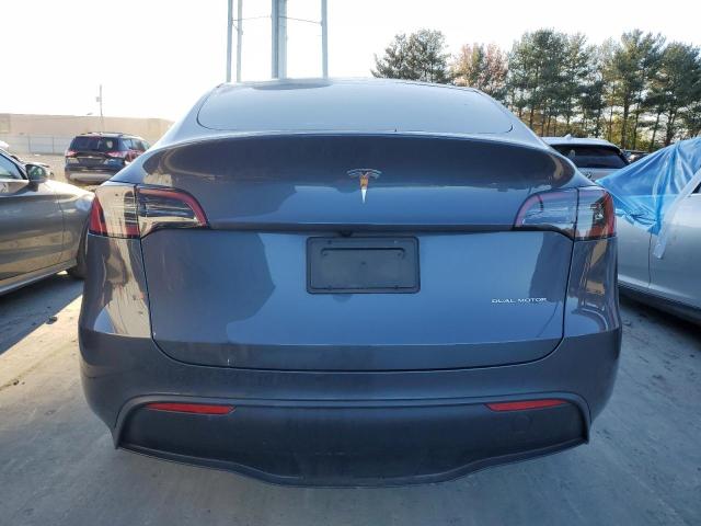 Photo 5 VIN: 7SAYGAEE7PF950170 - TESLA MODEL Y 