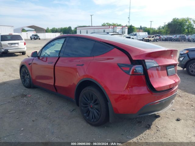 Photo 2 VIN: 7SAYGAEE7RF029103 - TESLA MODEL Y 